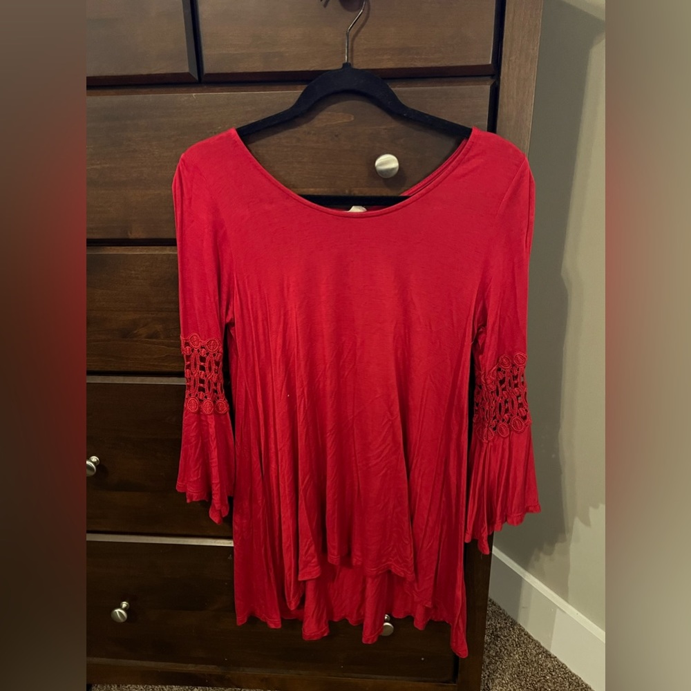 Bell sleeve tunic